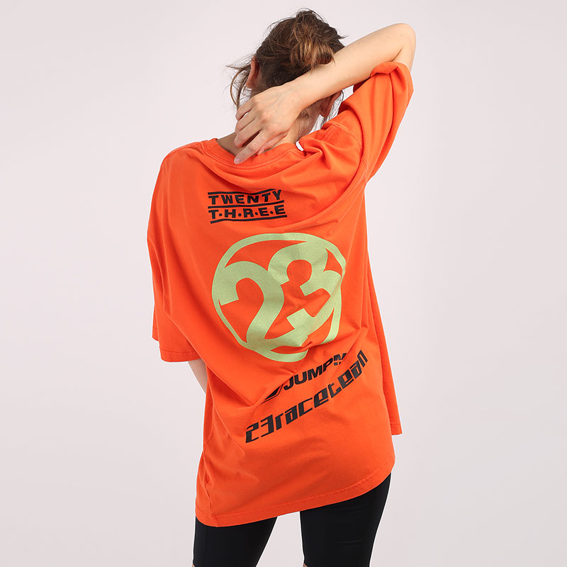женская оранжевая футболка Jordan Moto Oversized T-Shirt CW2204-891 - цена, описание, фото 3
